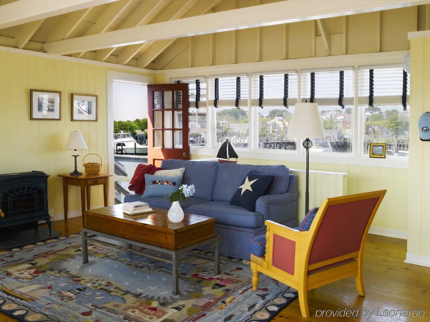 The Cottages At Nantucket Boat Basin Interior photo